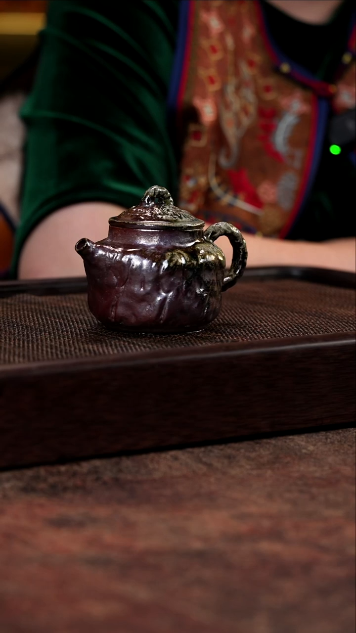 宜兴紫砂小叶紫檀木柴烧石头壶