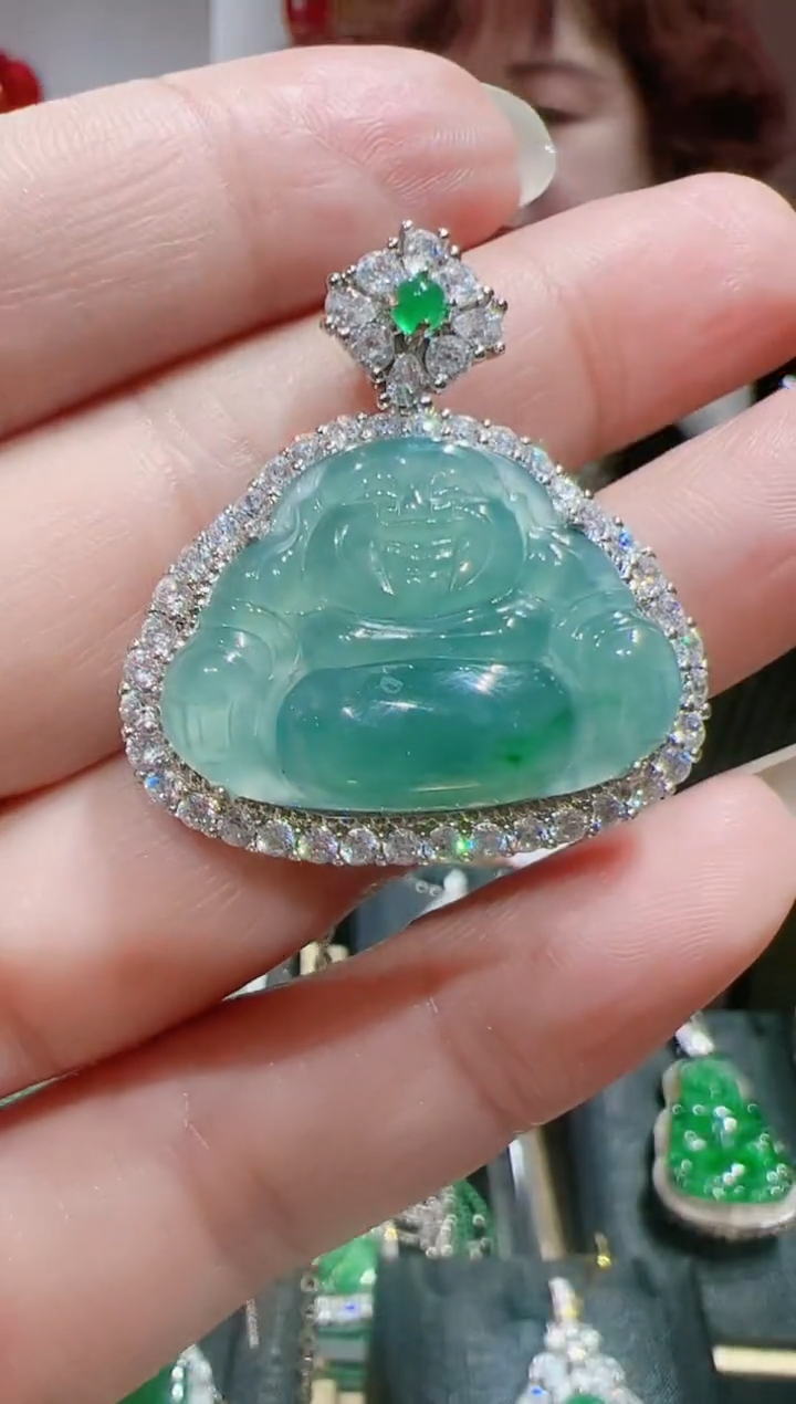 【闪购商品】翡翠颈饰未镶嵌202521269