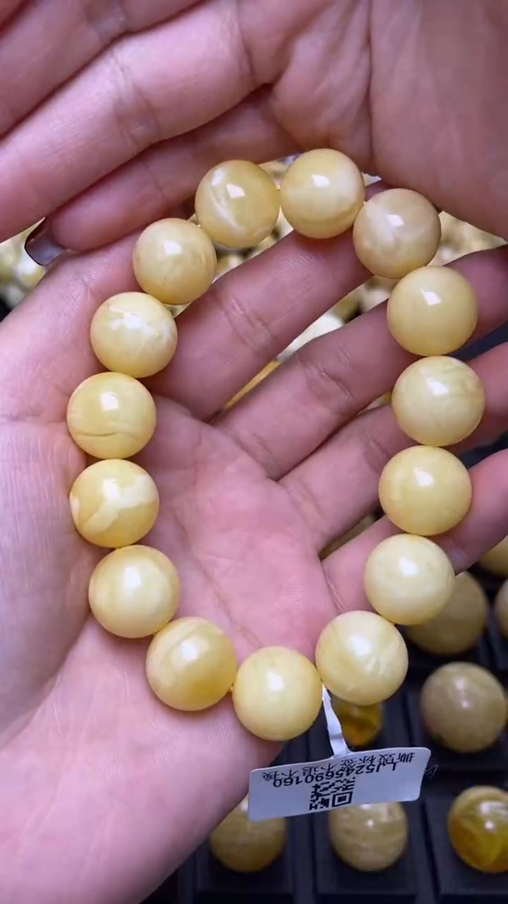 【闪购商品】琥珀裸石未镶嵌葵.105