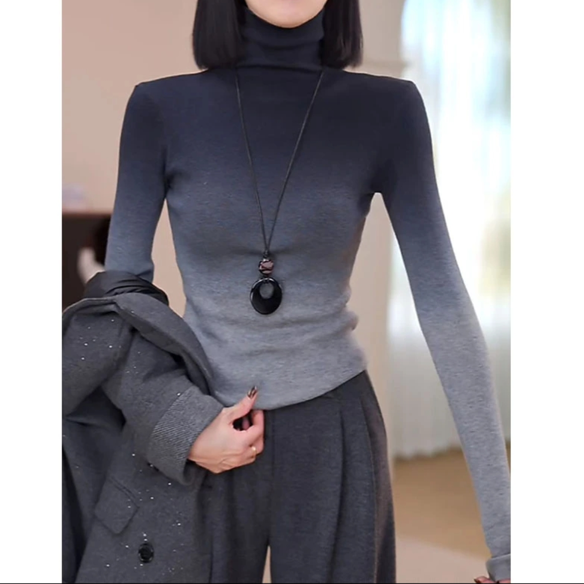 晕染渐变色针织衫女2025冬季新款内搭毛衣打底衫修身显瘦设计上衣