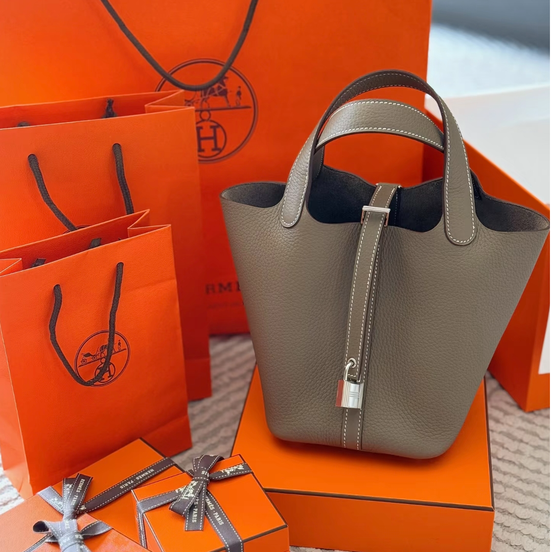 全新未使用 Hermes/爱马仕 小花6欢 菜篮子 18 大象灰 K刻 银扣包