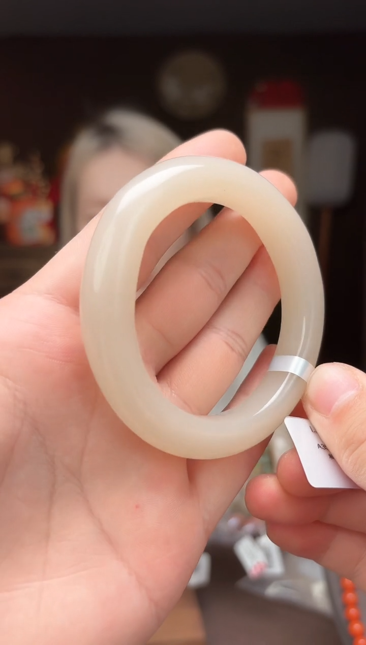 【闪购商品】和田玉AB97藕粉手镯55mm未镶嵌-