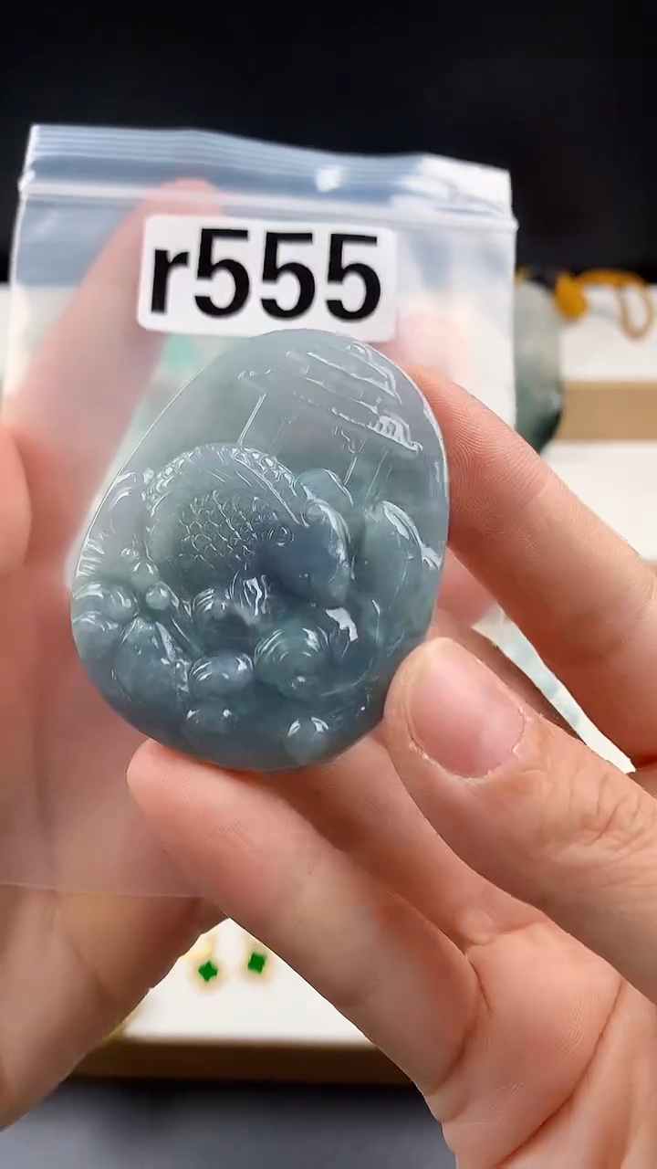 颈饰未镶嵌翡翠天然翡翠吊坠挂件