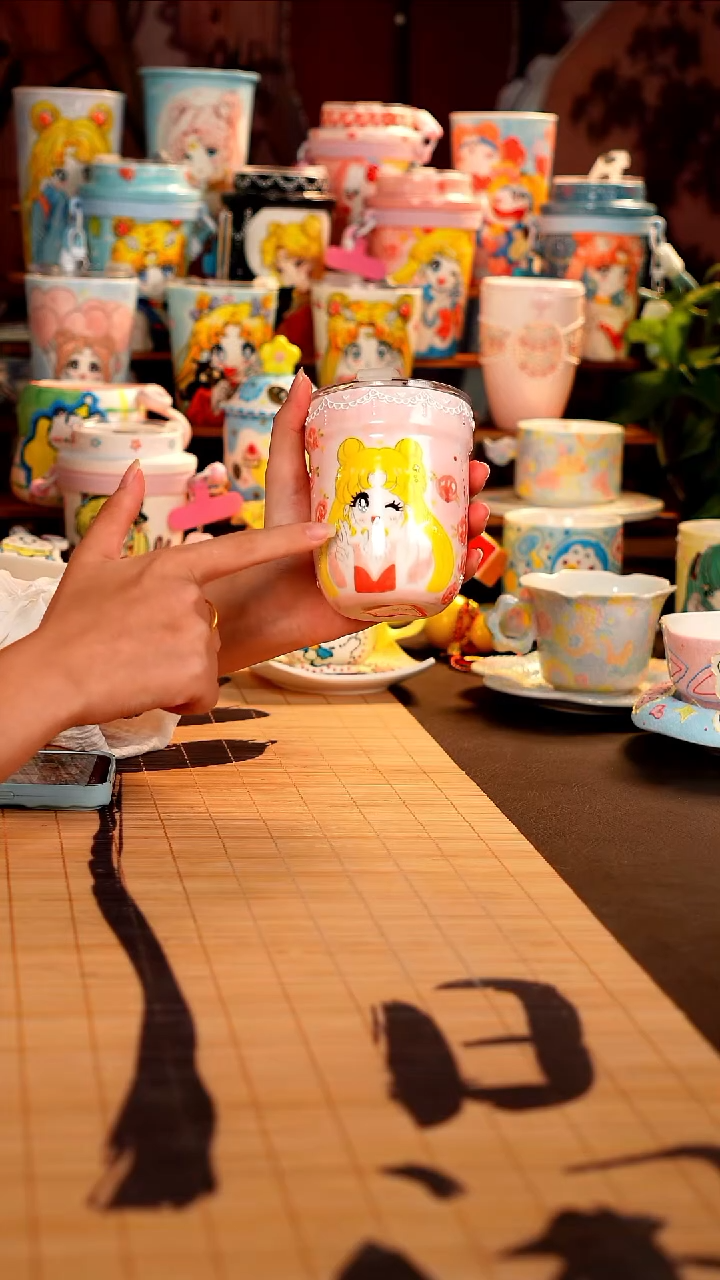 景德镇全手工手绘杯杯