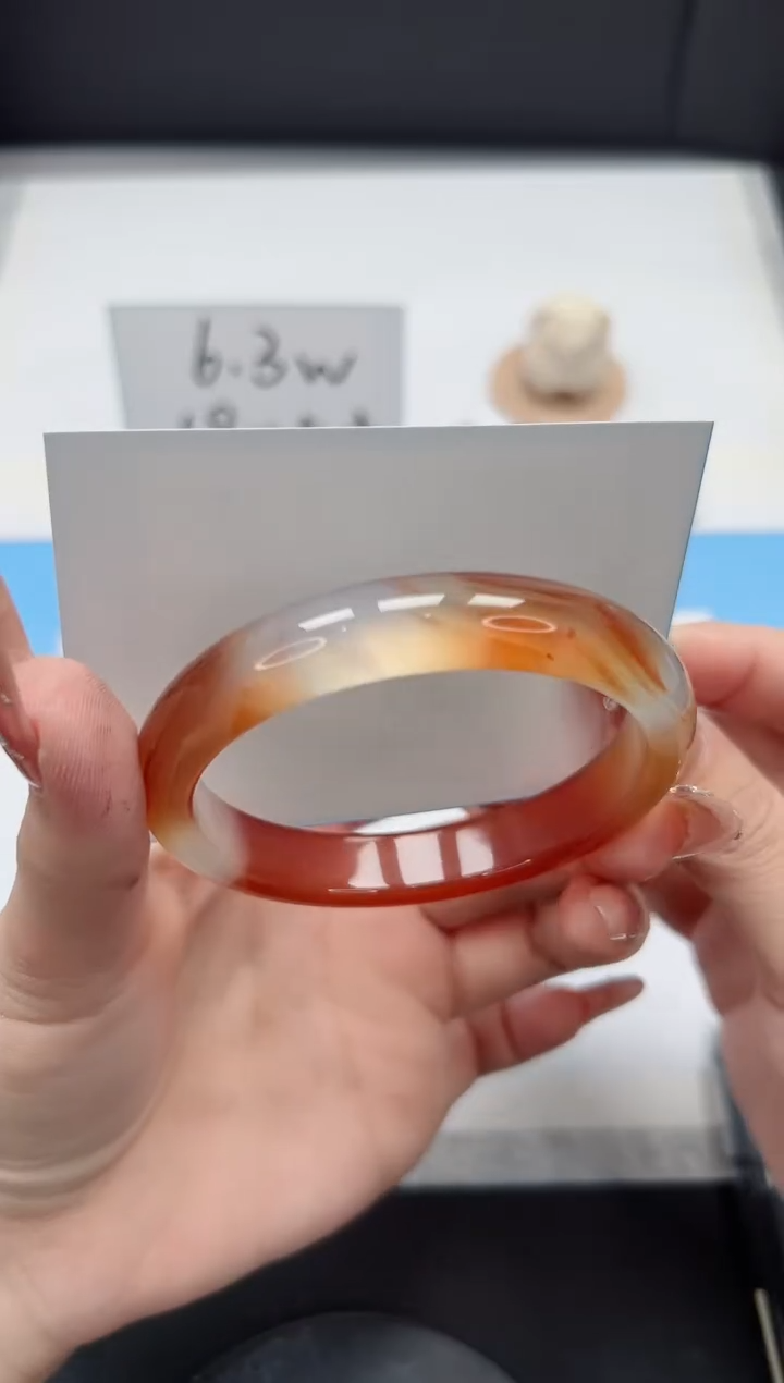 【闪购商品】石英质玉手镯未镶嵌250/锦鲤58.6