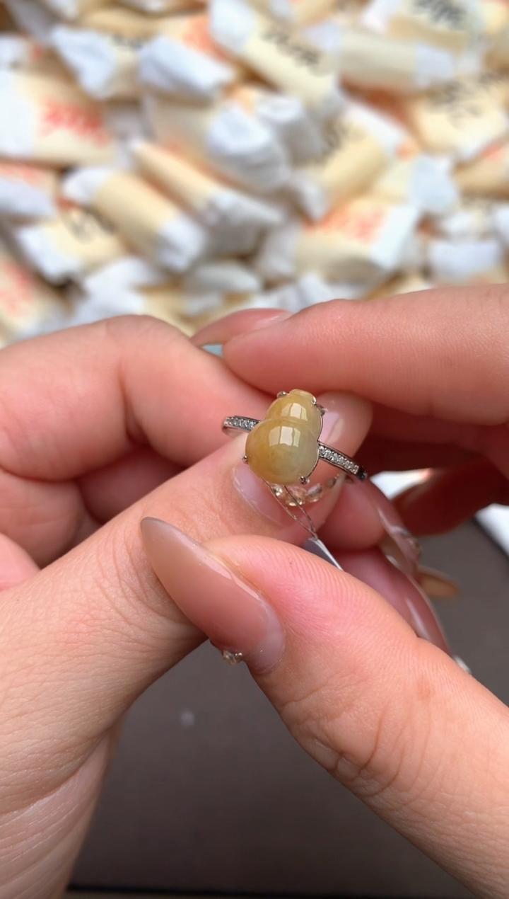 【闪购商品】翡翠银S925镶嵌戒指—