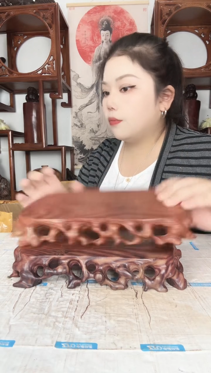 非洲紫檀（红花梨）与***进70