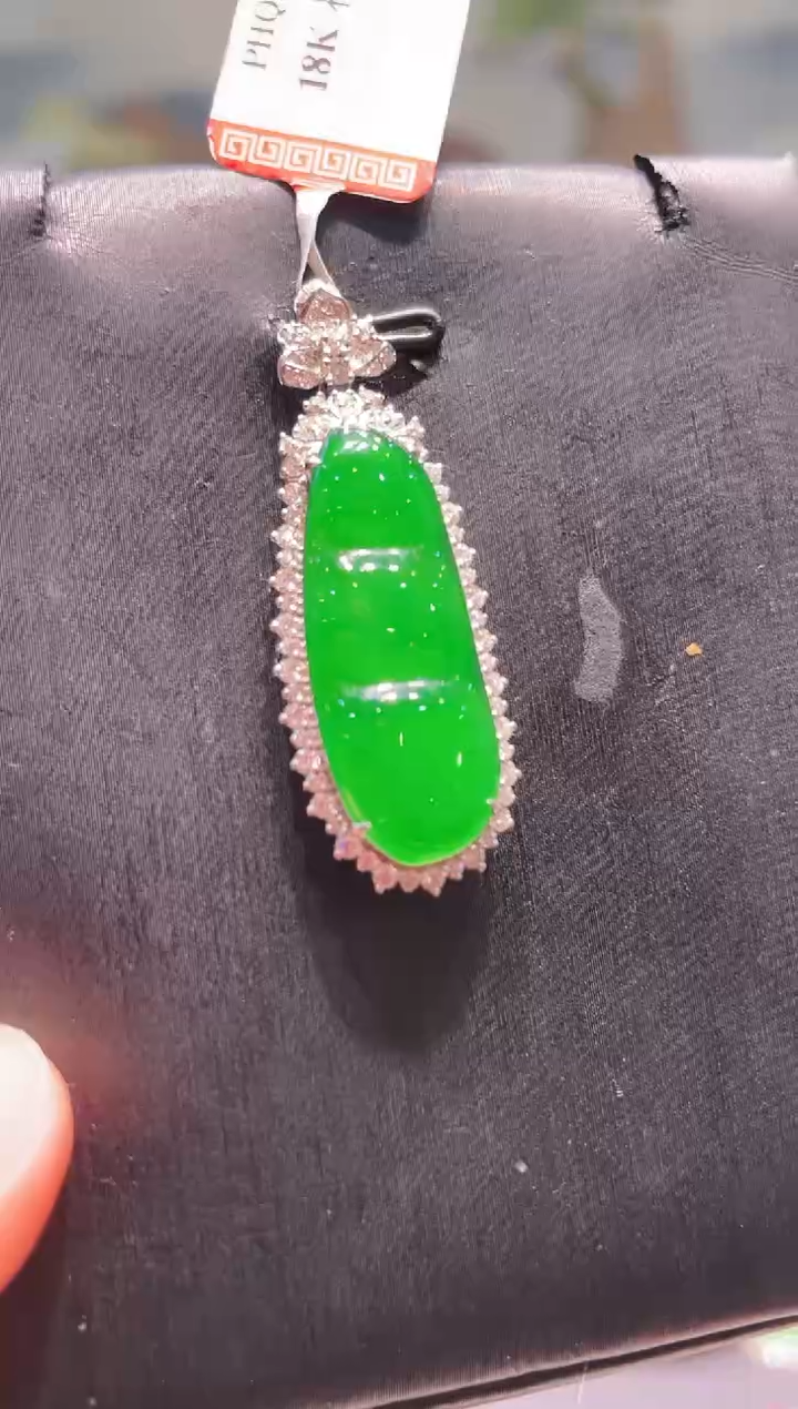 【闪购商品】翡翠颈饰18K金镶嵌A91天然A货翡翠