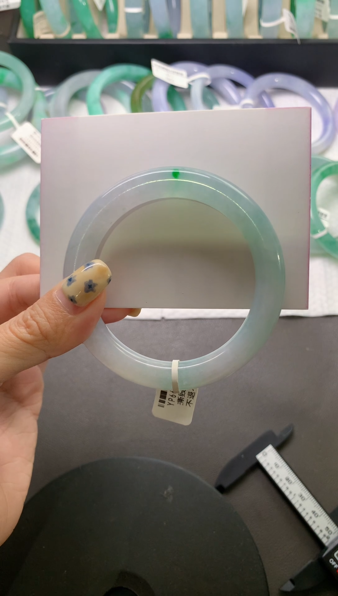 未镶嵌手镯（圆镯）翡翠西***头53.1*9.1*9.7