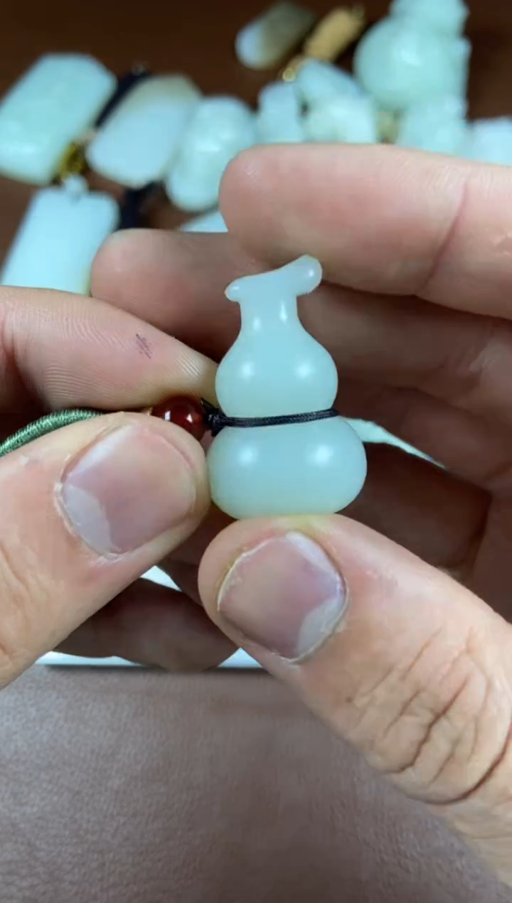 颈饰未镶嵌和田玉5