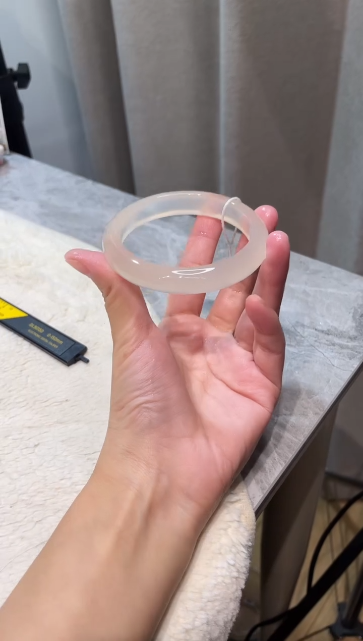 手镯玛瑙/玉髓未镶嵌57.7鉴赏期48小时