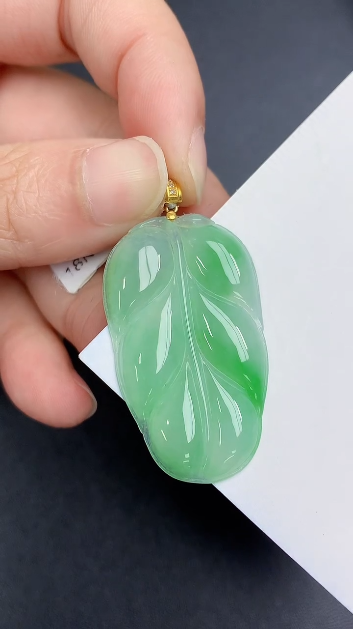 颈饰18K金镶嵌翡翠 天然缅甸A货百元以上9元证书费自理