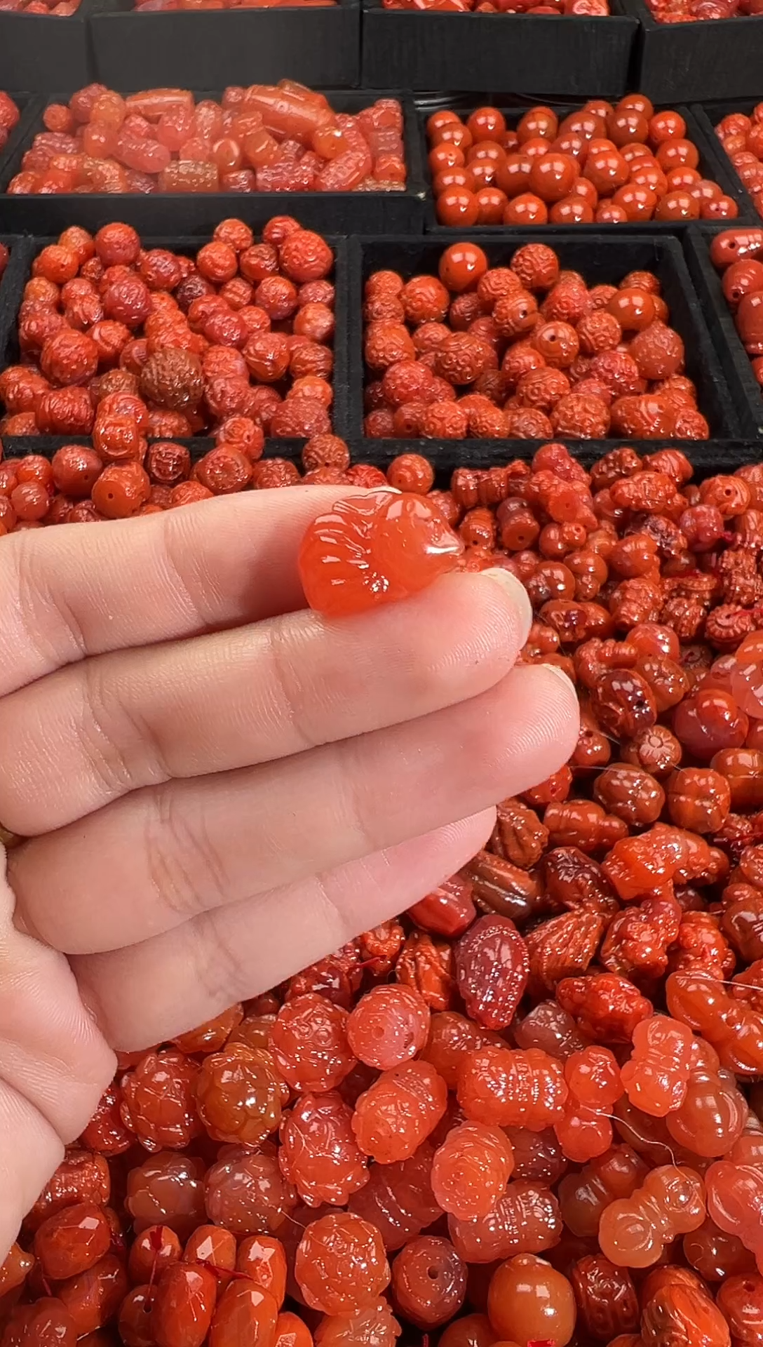 颈饰未镶嵌南红玛瑙1