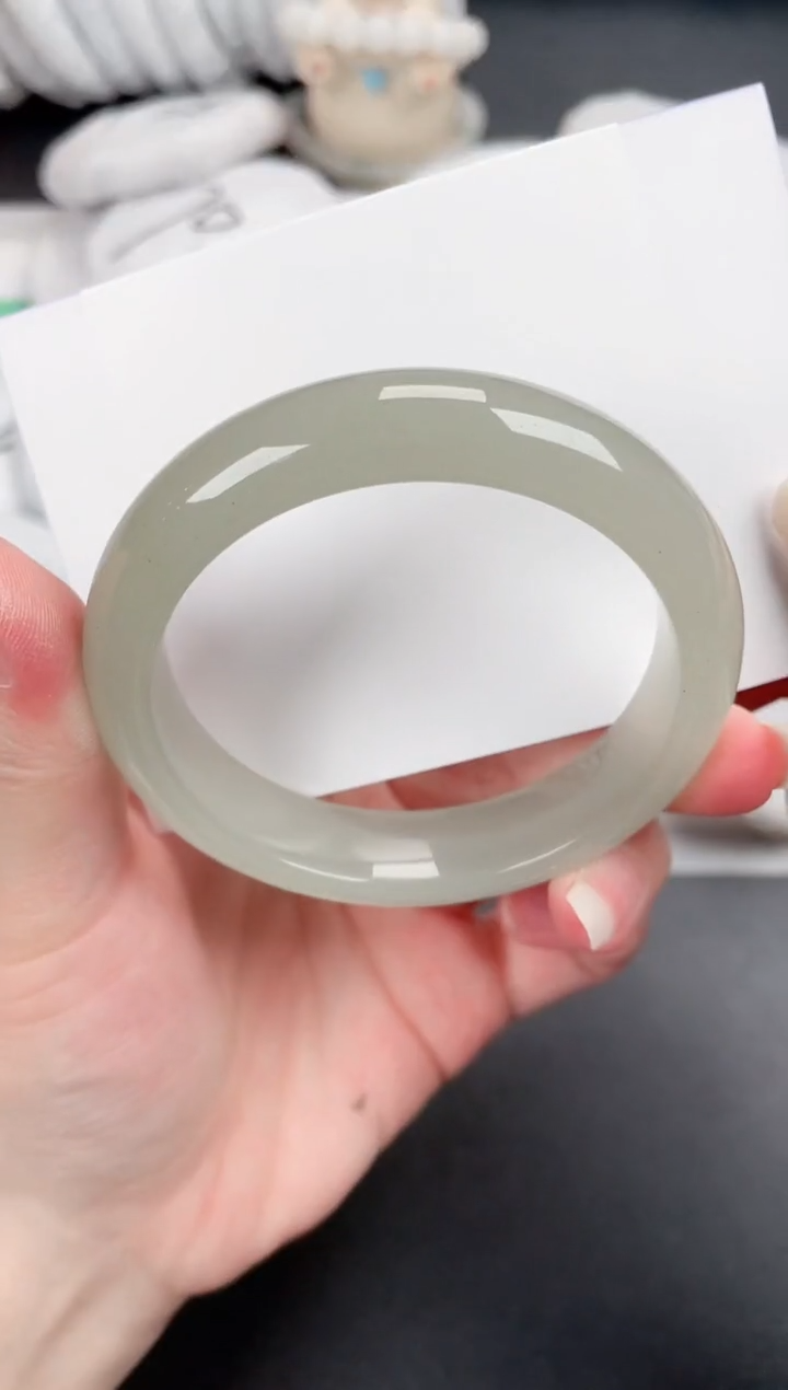 石英质玉手镯未镶嵌108-56