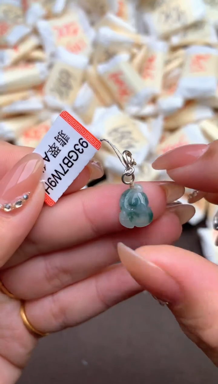 【闪购商品】翡翠挂件银S925镶嵌  —    