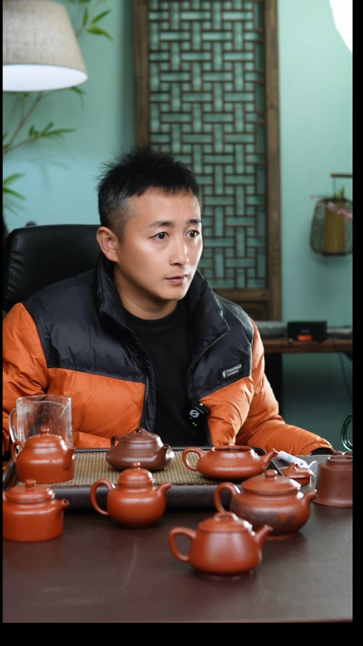 茶壶紫砂元**王黄龙山紫砂 