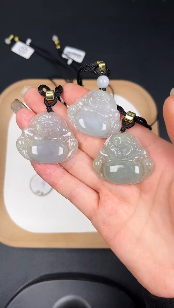 颈饰未镶嵌翡翠LA017翡翠冰绿中小佛+送同款绳子多样性发其一