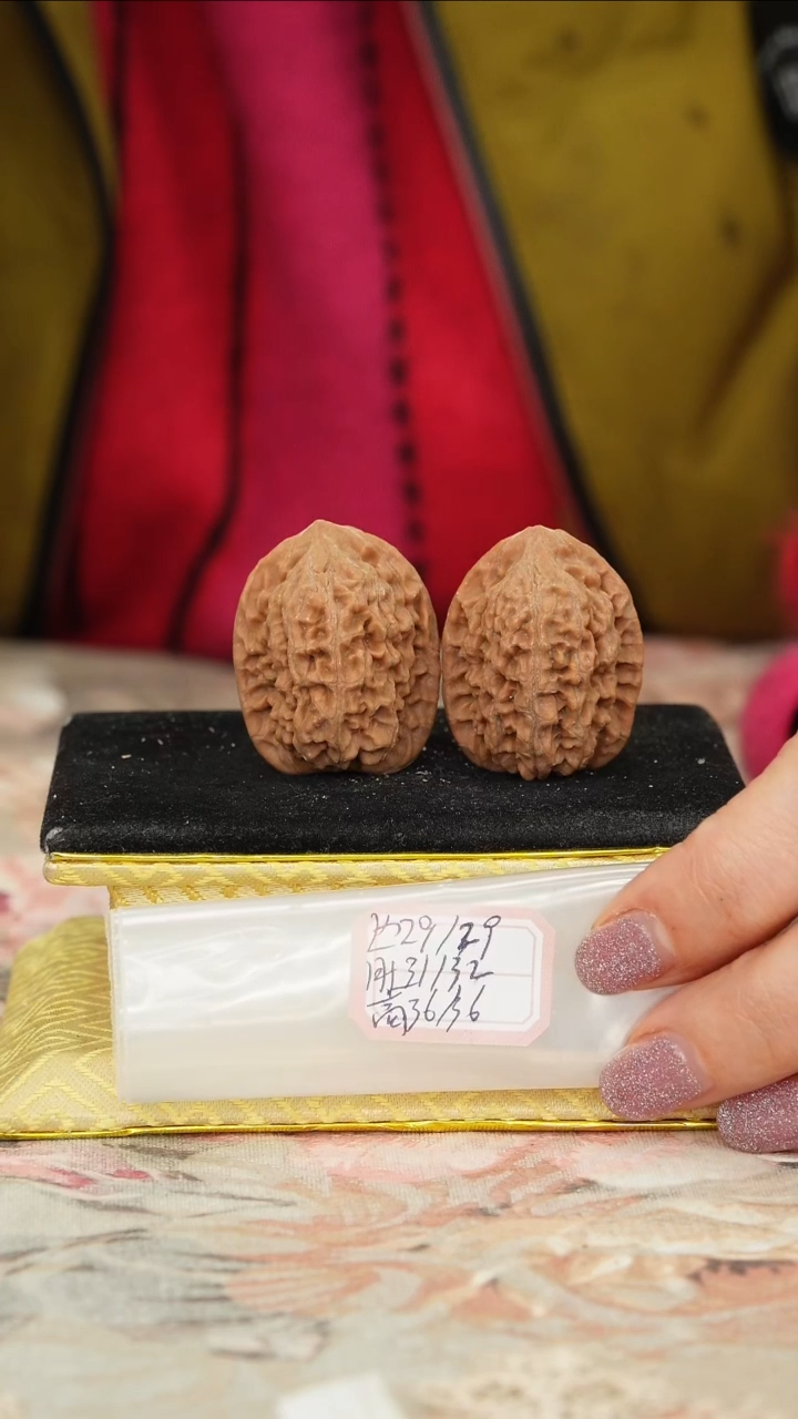 【闪购商品】文玩核桃把件非嫁接将军榜