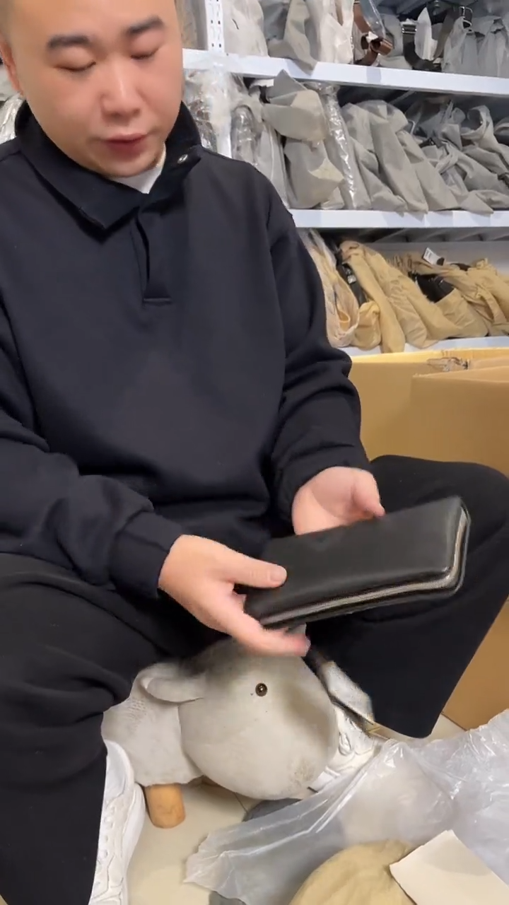 头层牛皮556品牌男包清货中（不要卡单，理性消费）