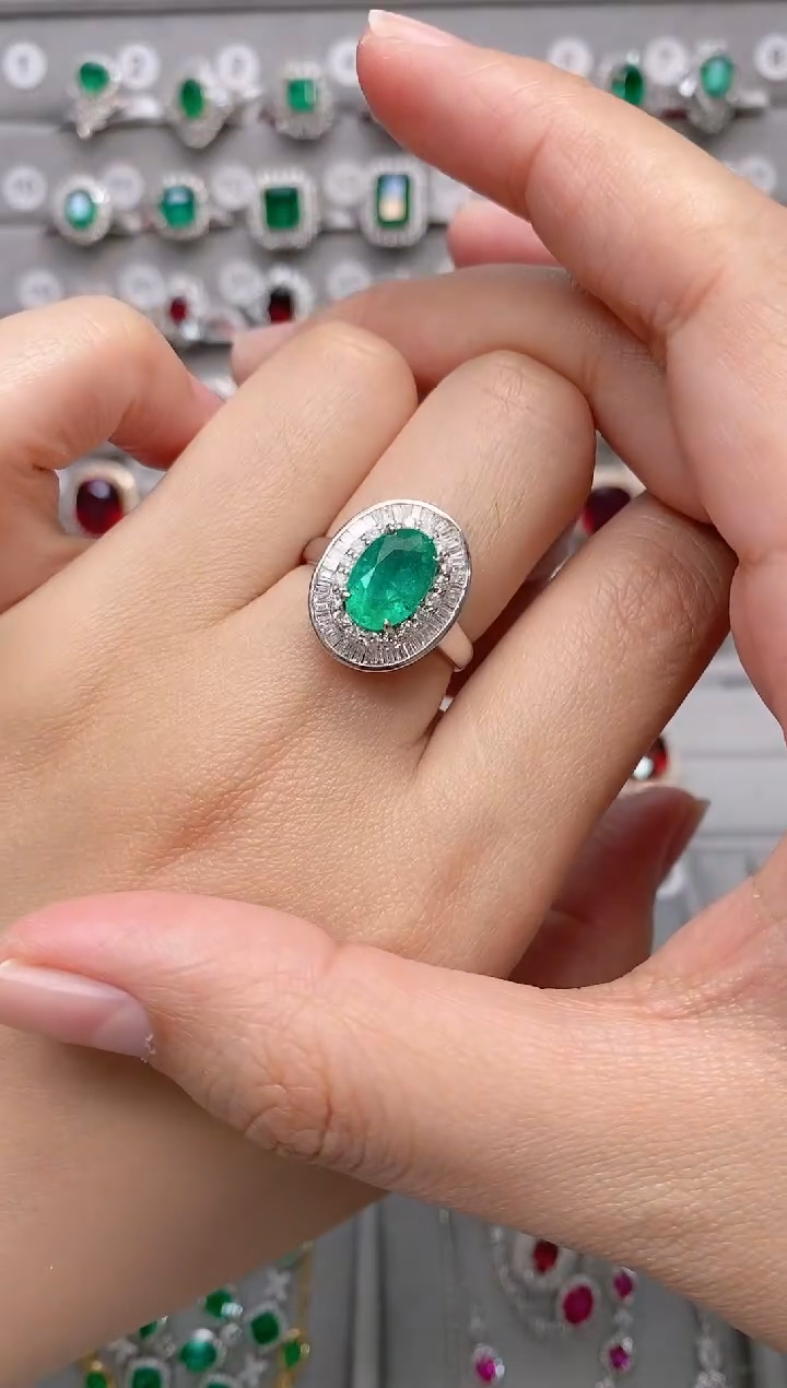 【闪购商品】祖母绿18K金戒指18K金镶嵌·