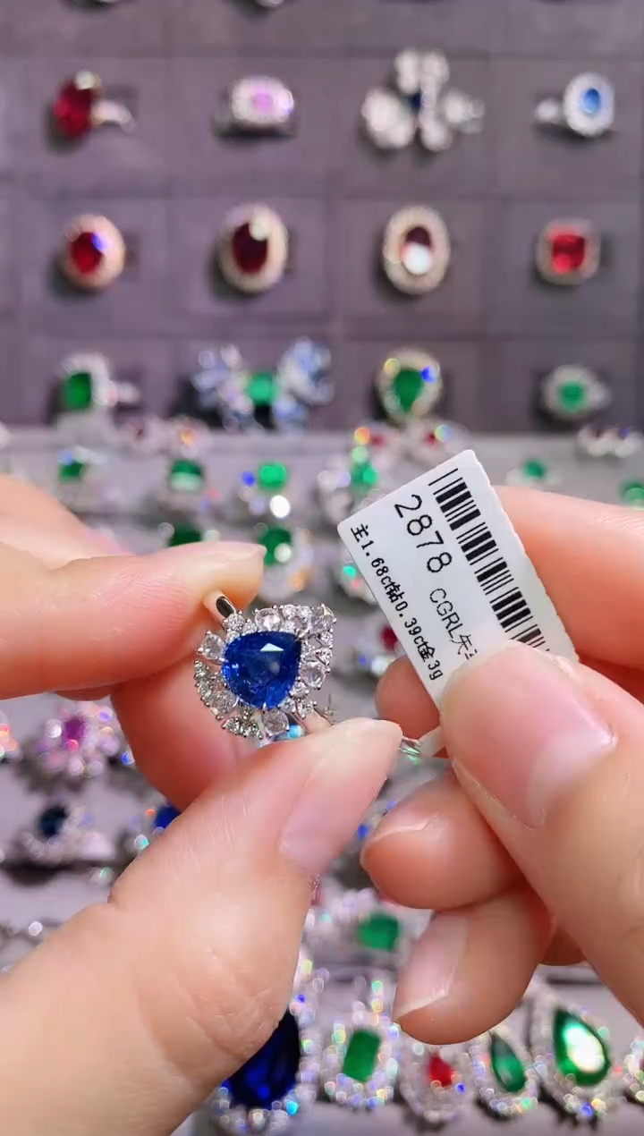 【闪购商品】蓝宝石18K金戒指18K金镶嵌--