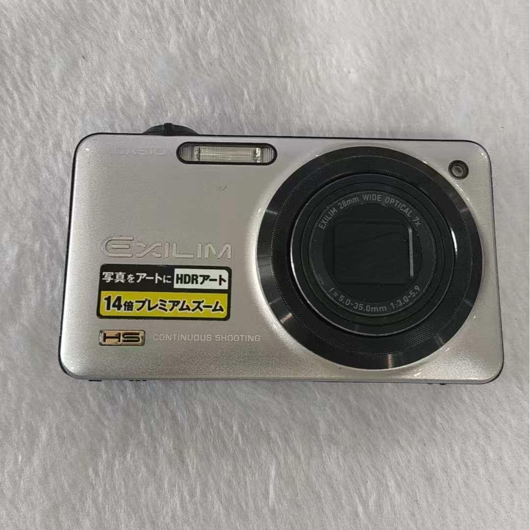 95新 Casio/卡西欧 卡西欧ZR10银色1210W像素7倍变焦数码相机照相