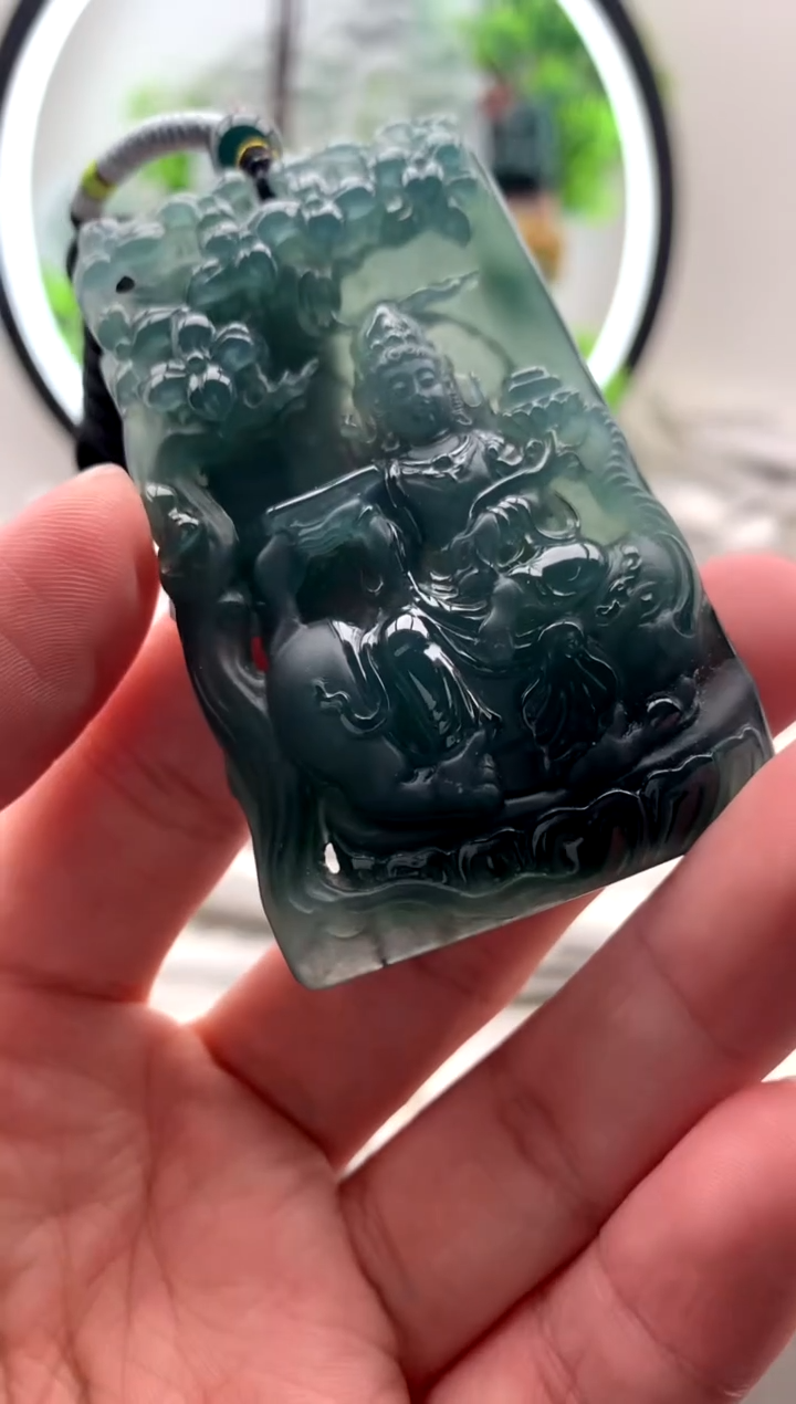 【闪购商品】翡翠颈饰未镶嵌普贤