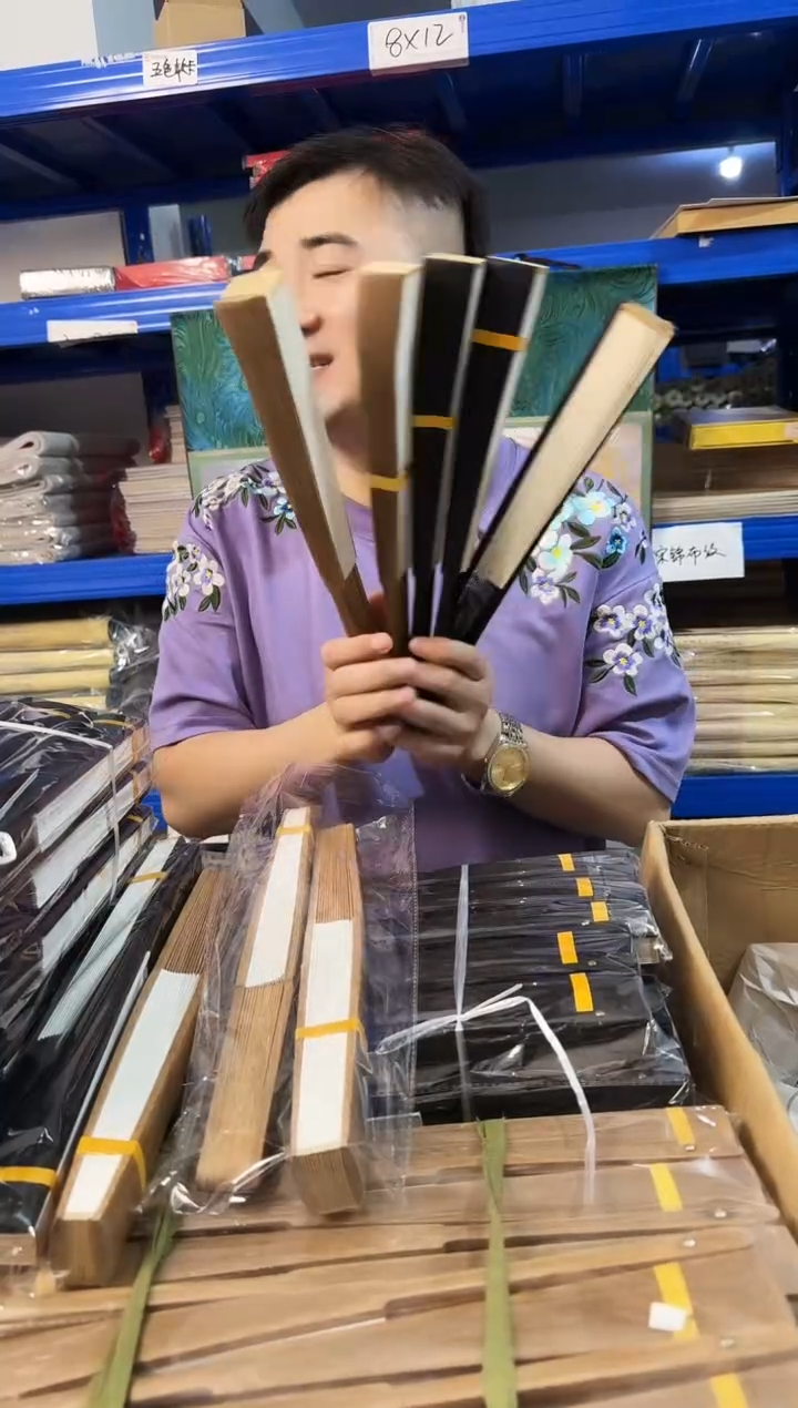 10寸3把黑色2把原木色折扇