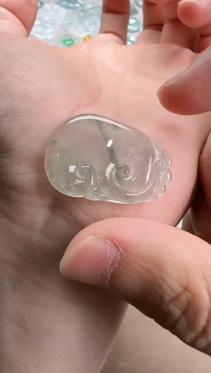 翡翠未镶嵌吊坠(不含链)  