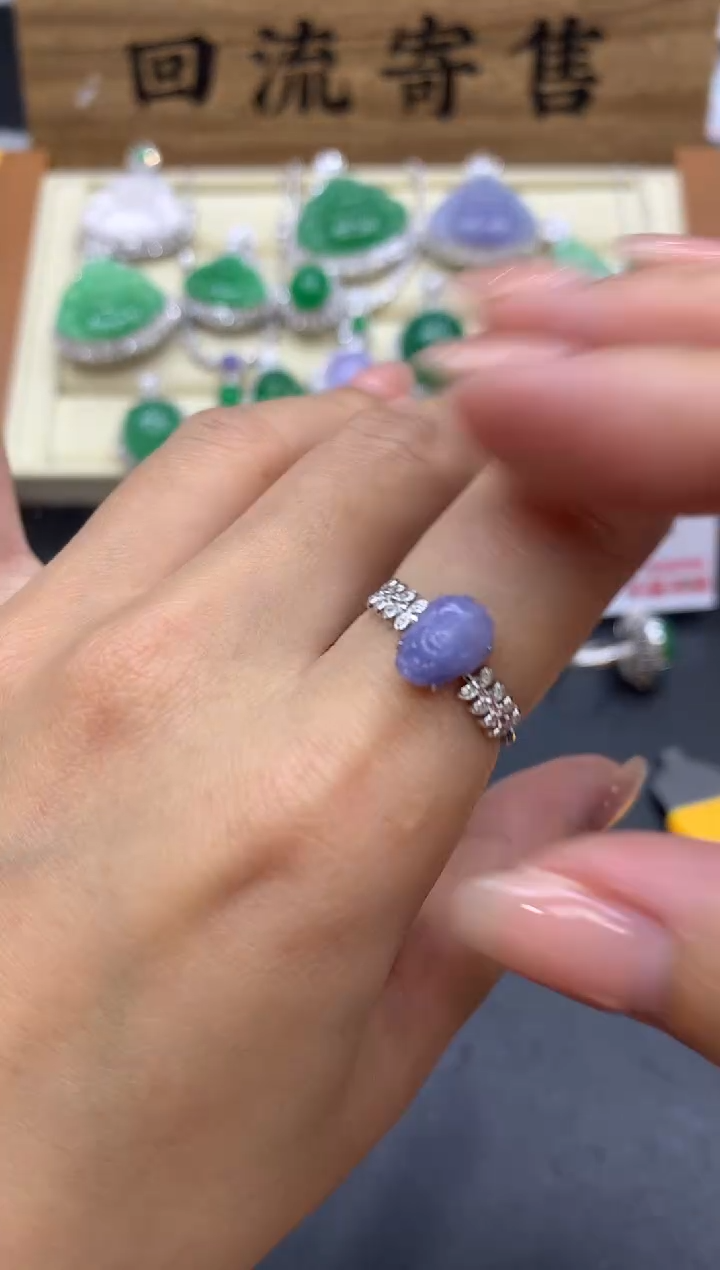 【闪购商品】翡翠戒指18K金镶嵌646-中国好珍宝