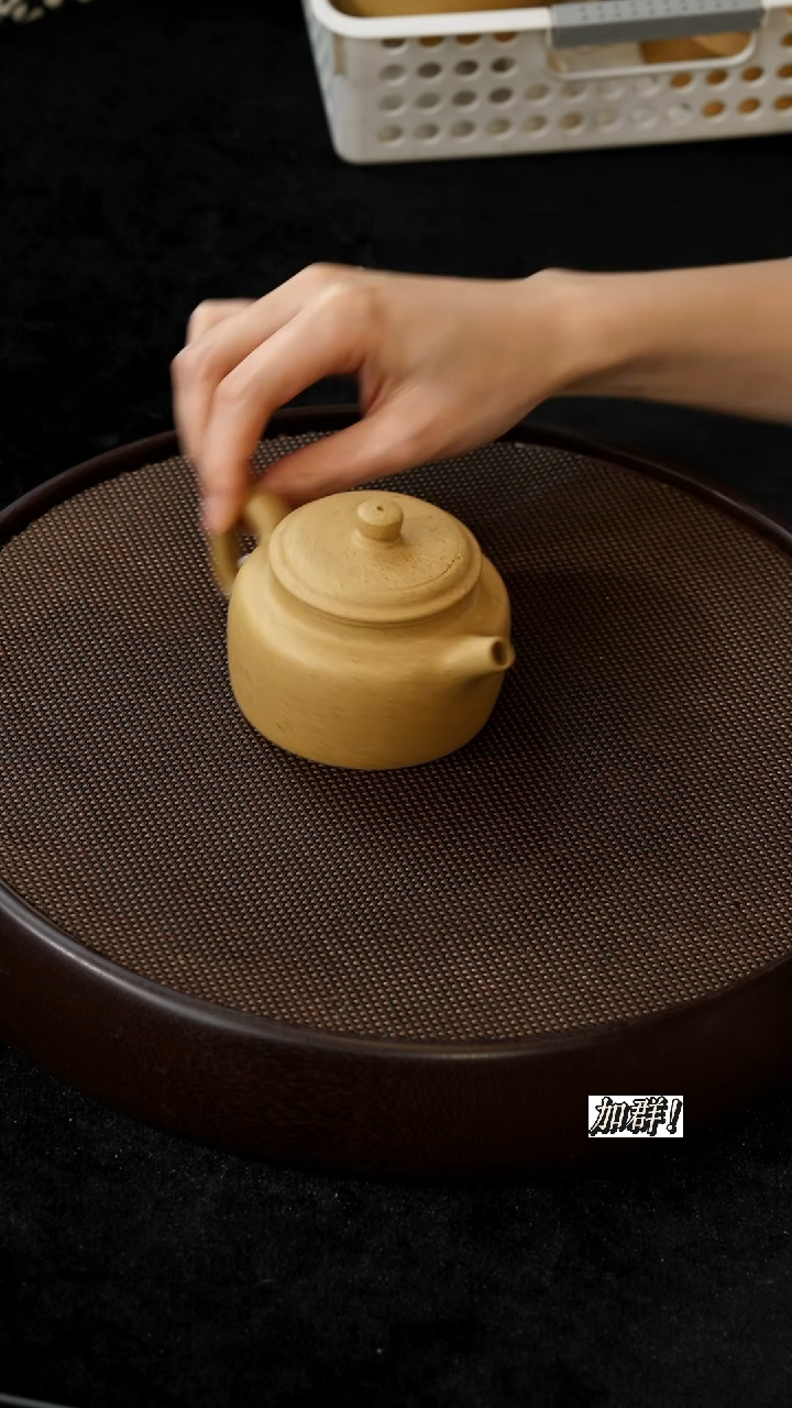 茶壶紫砂ZJ711660粗砂黄段德钟200c