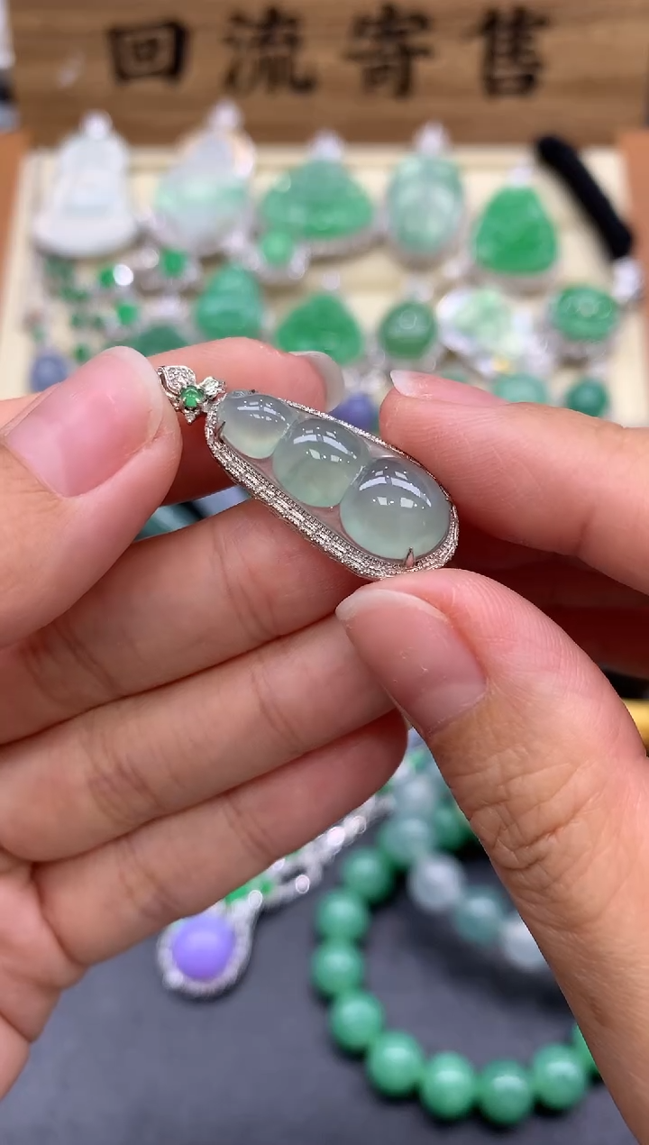 【闪购商品】翡翠颈饰18K金镶嵌335-中国好珍宝