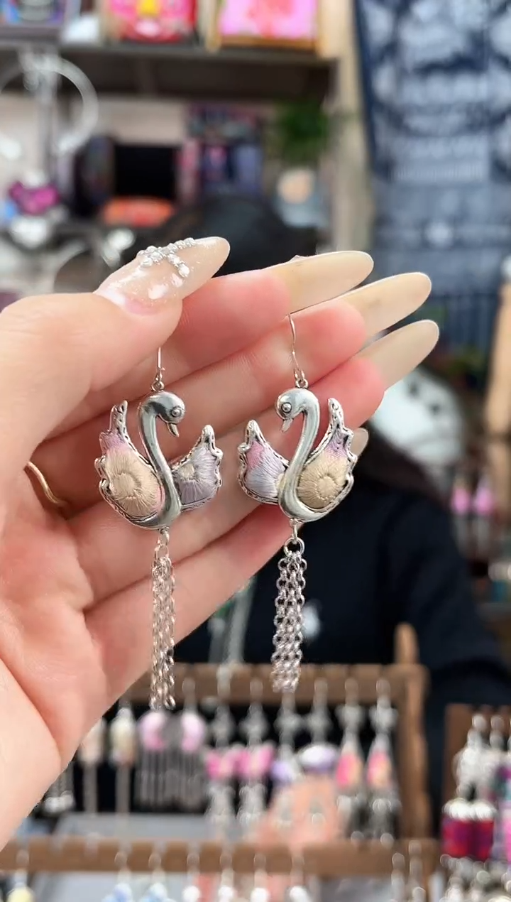 织绣民族风非遗老绣苗银饰品148*