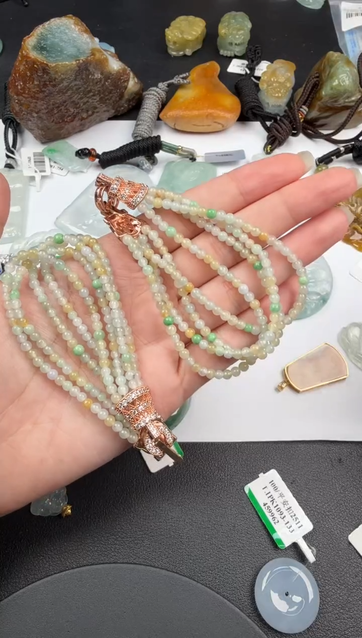 未镶嵌手串翡翠217-翡翠 多样性一件