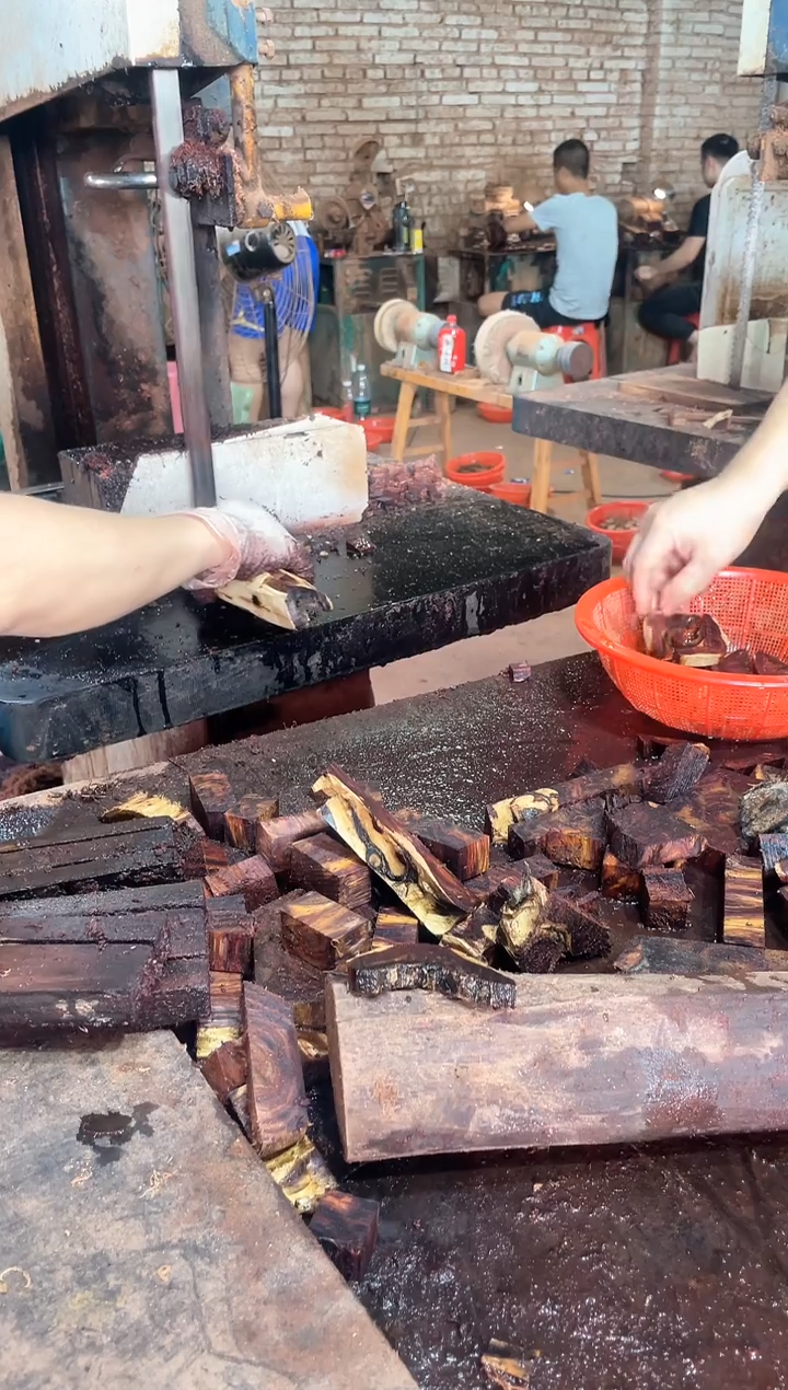 把件黄花梨/降香黄檀?****?海南黄花梨2.0X12对眼手串