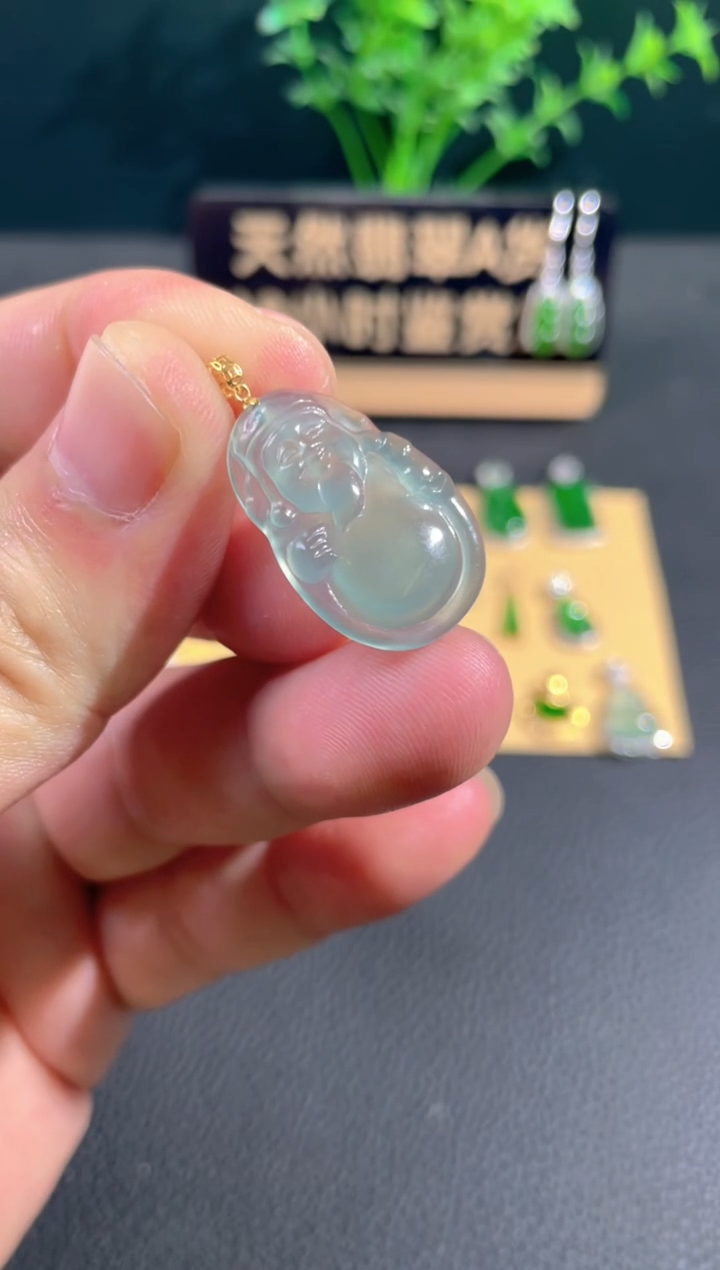 【闪购商品】翡翠颈饰18K金镶嵌翡翠