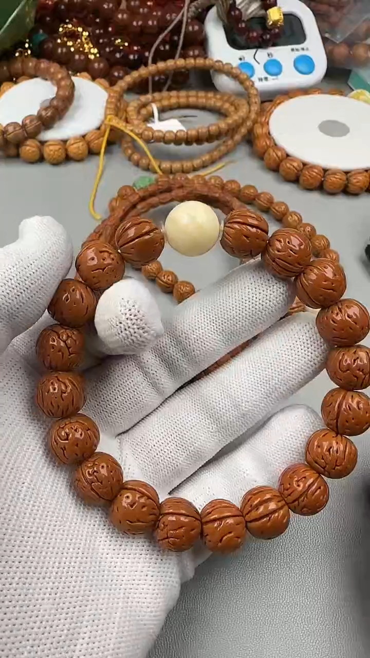 【闪购商品】桃核吊坠文玩桃核手串