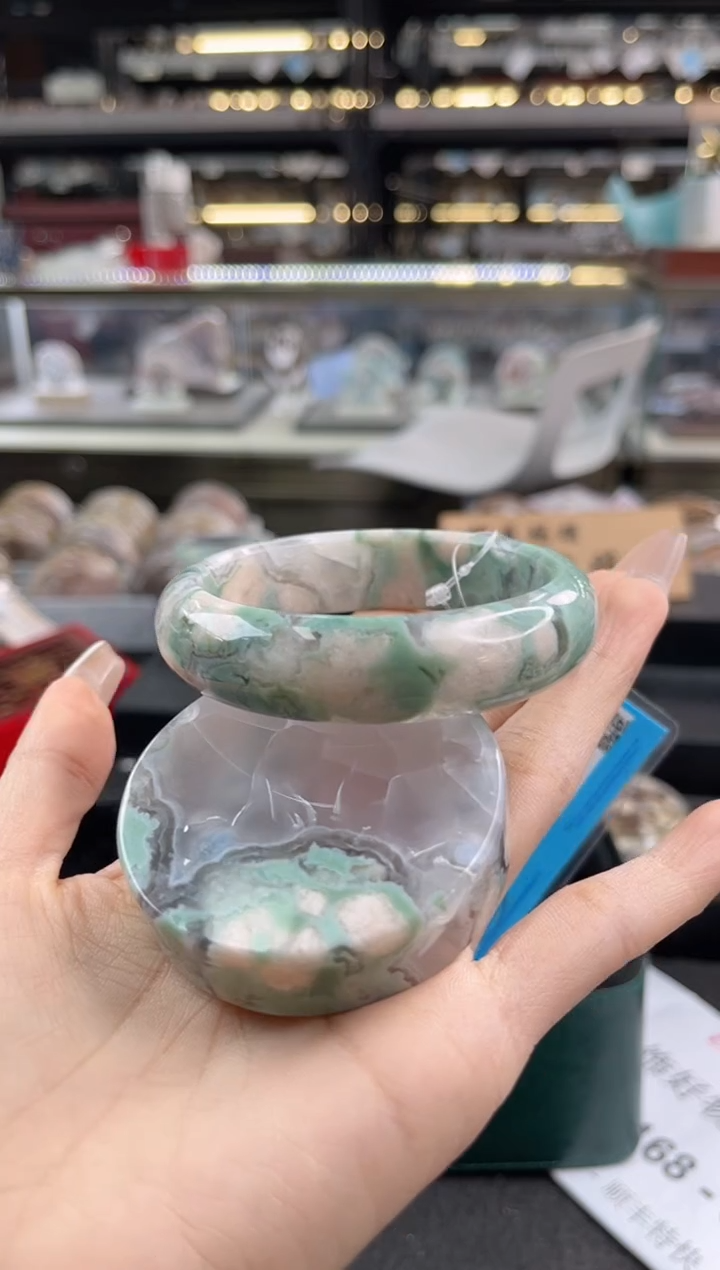 未镶嵌手镯石英质玉60圈口（赠品镯心）6s8321