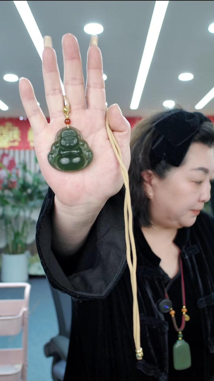 未镶嵌蛇纹石玉吊坠吊坠