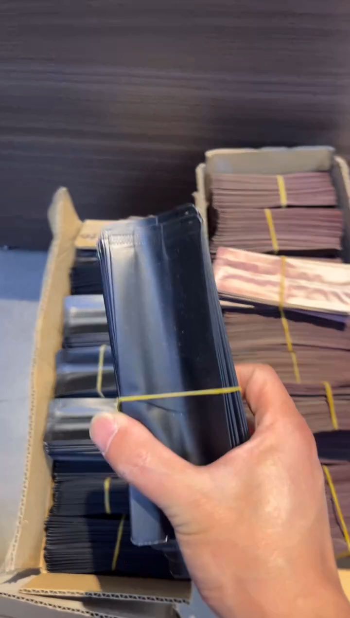 清仓空白泡袋2300个左右