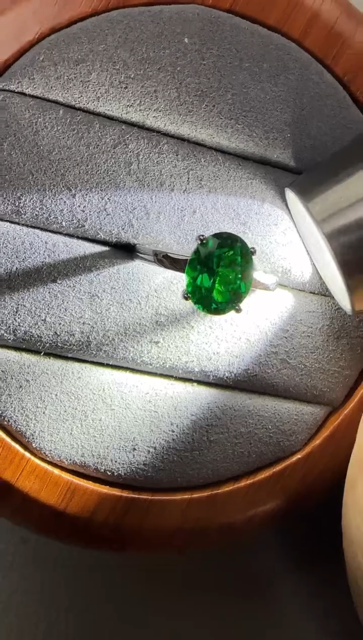 主播定制链接 绿色椭圆戒指3ct 定制圈口