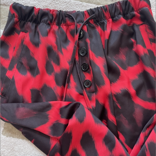 【宝姐家/阔腿裤】夏季新款红色豹纹薄款女阔腿裤 25223A