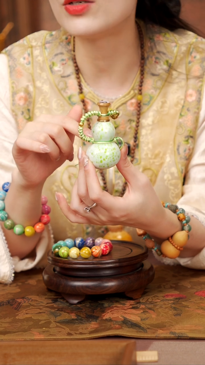 7易林漂漆开口小葫芦--98