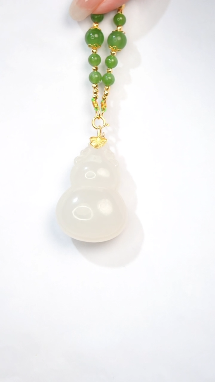 吊坠(不含链)18K金镶嵌和田玉逢春