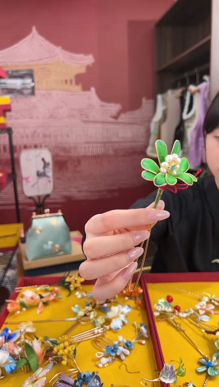 【闪购商品】刺绣非遗绒花（发饰）