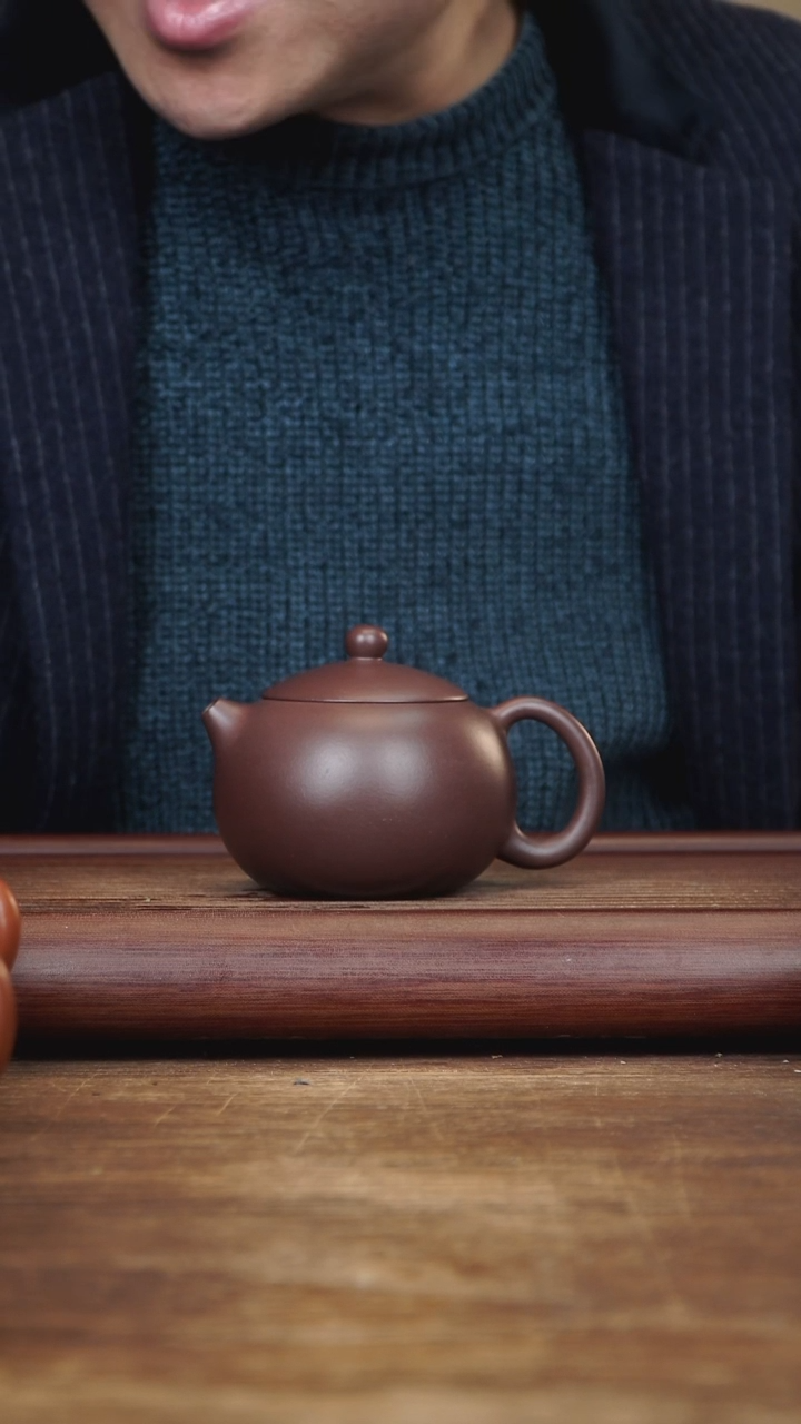 【闪购商品】紫砂茶壶230ml 西施  家藏紫茄泥