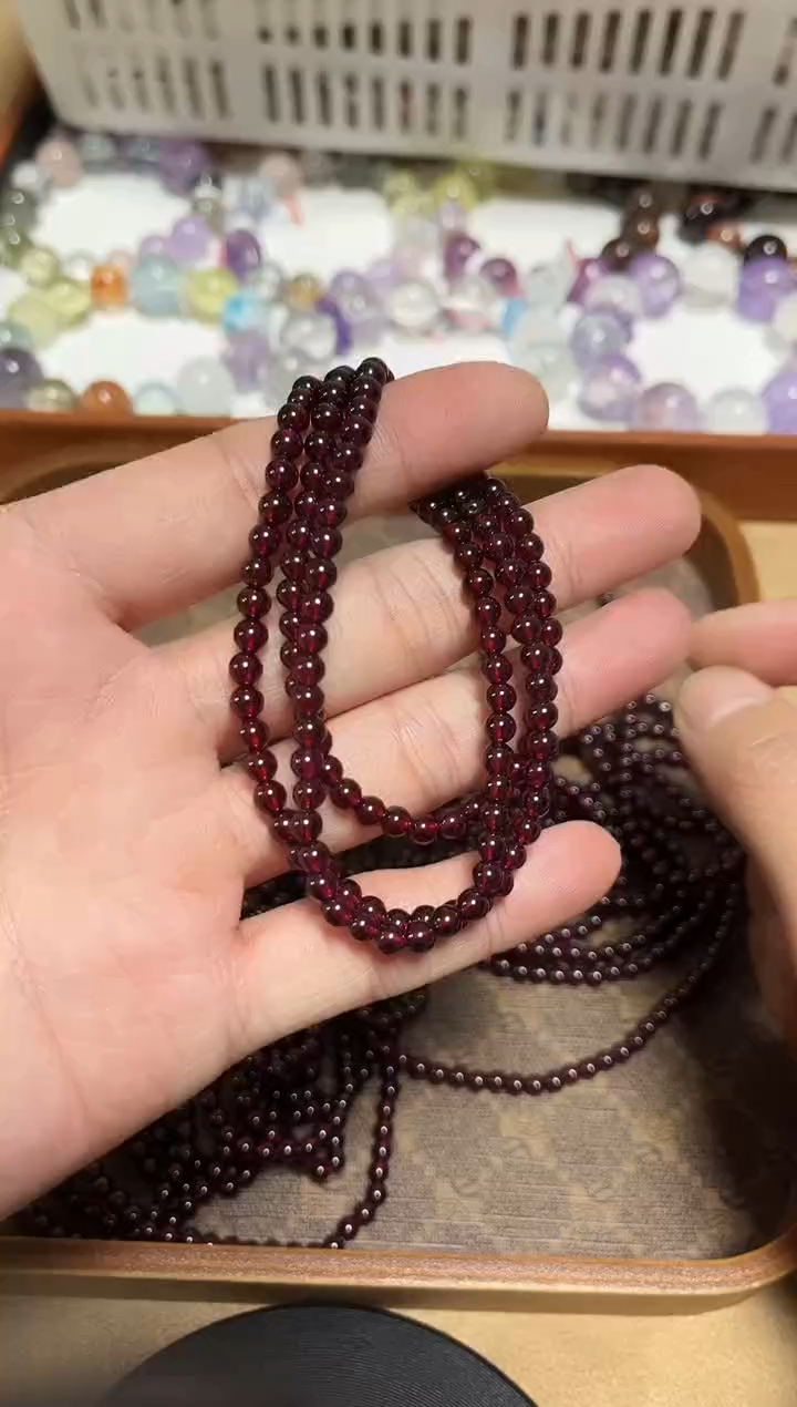 未镶嵌手链水晶24-8石榴石多圈