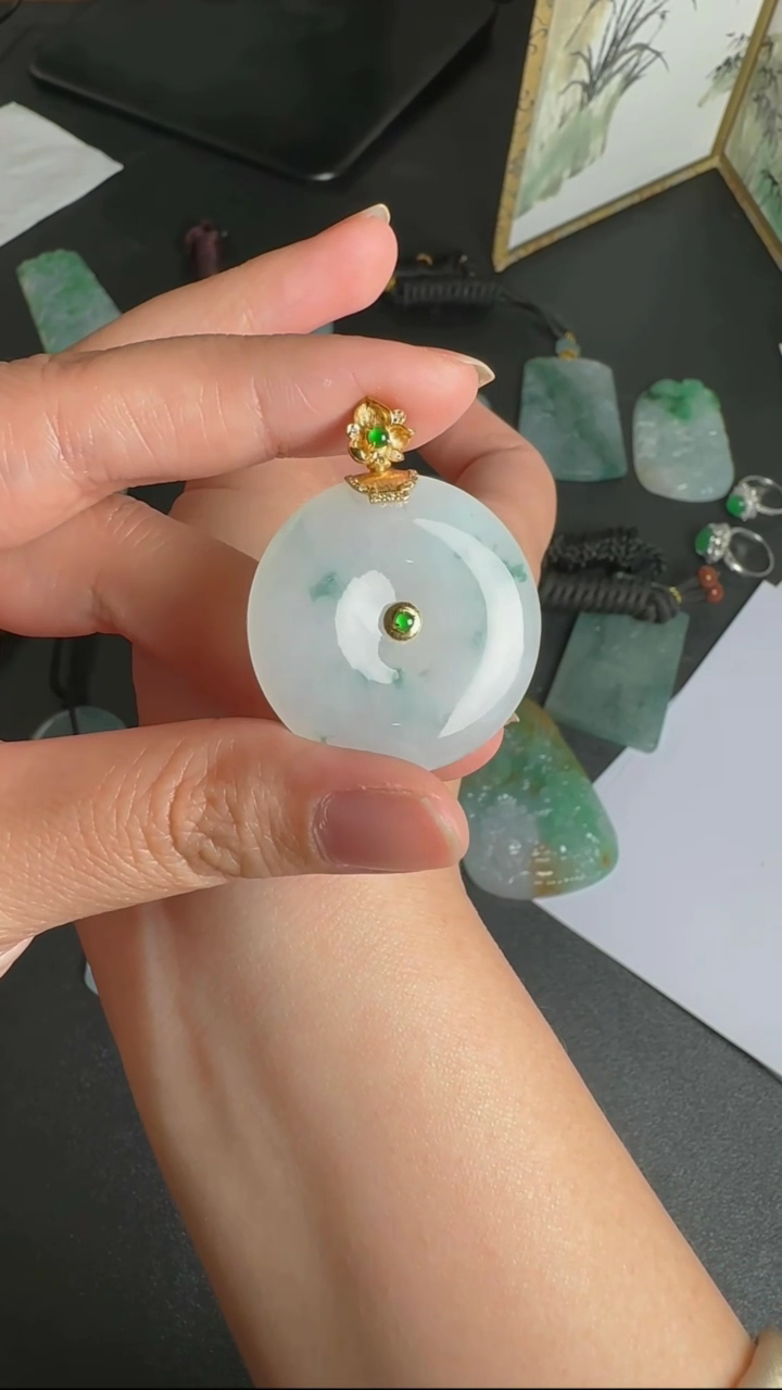 【闪购商品】翡翠颈饰未镶嵌WY0222295