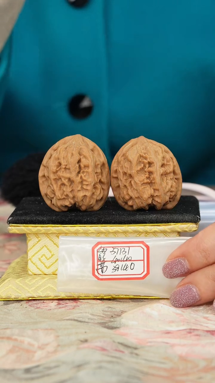 【闪购商品】文玩核桃把件马蹄