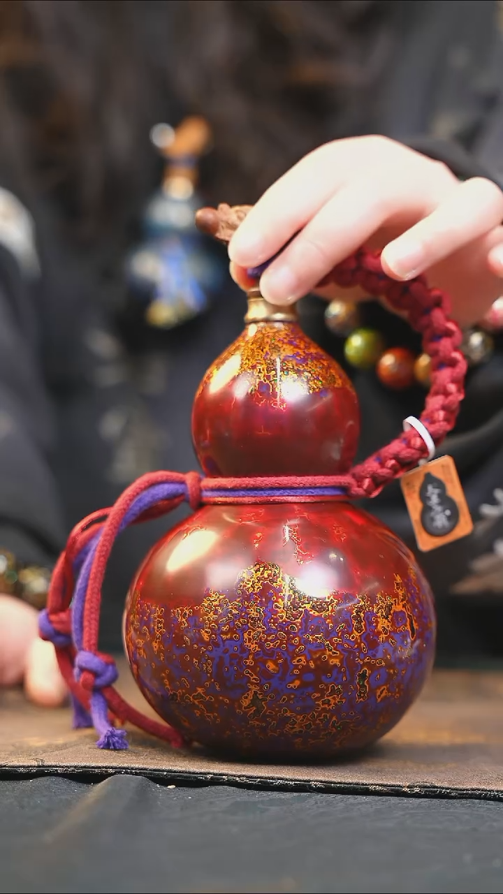 【闪购商品】YI178漆艺酒葫芦不包手串及旋转底座